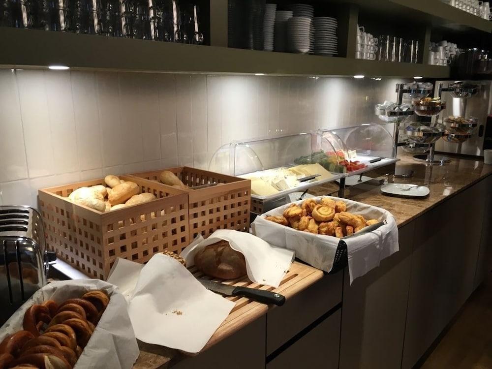 Hotel The Frankfurt 4*